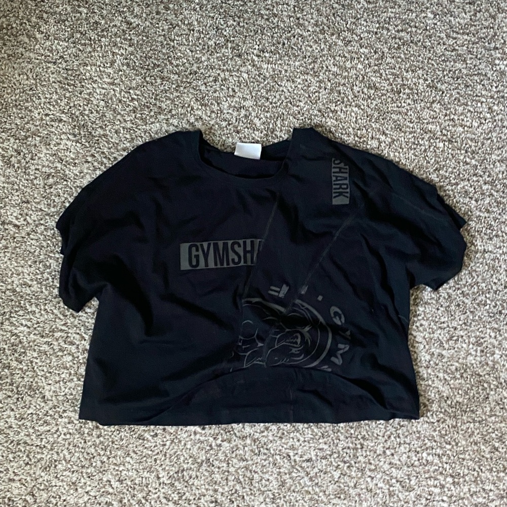 Gym shark workout top